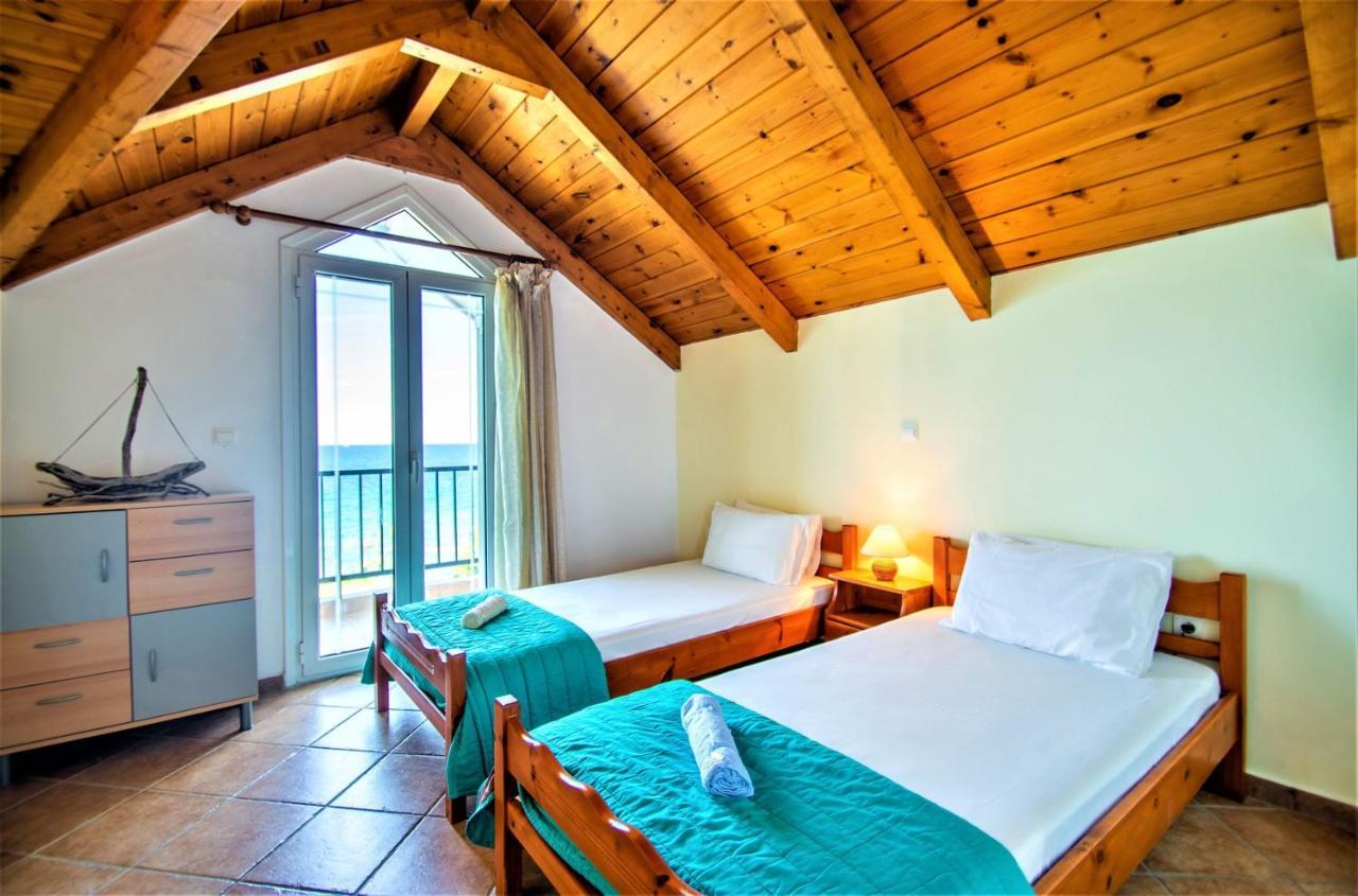Psarou Apartment Ammoudi