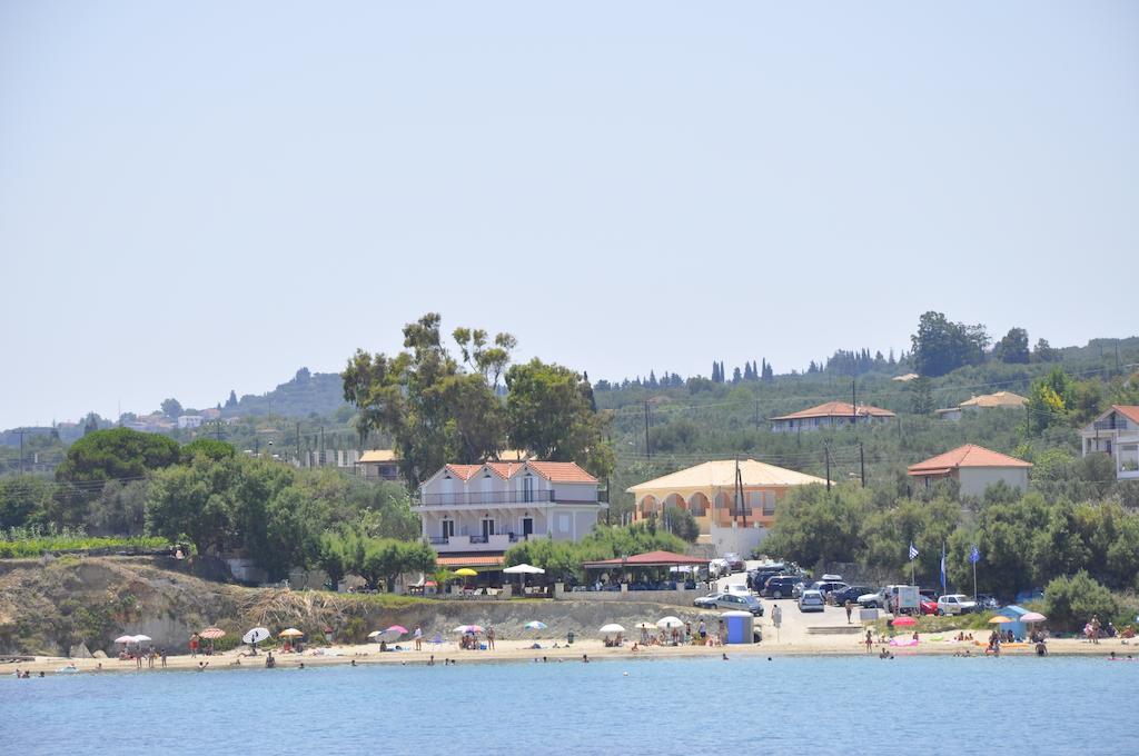 Psarou Apartment Ammoudi